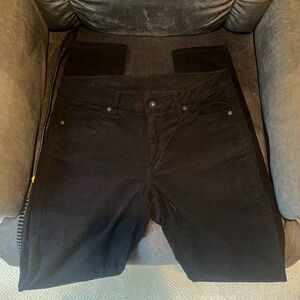 Uniqlo Women's Dark Black corduroy Skinny Jeggings